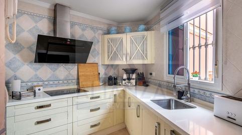 Foto 3 de Piso en venta en Calle de la Cruz, Camas, Sevilla