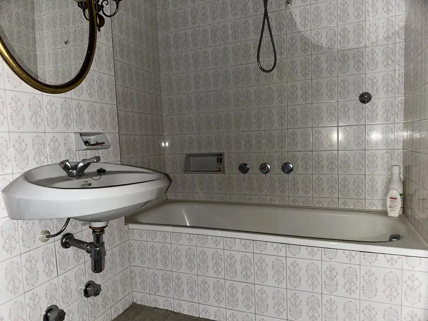 Baño de Piso en venta en Santiago de Compostela  con Calefacción y Trastero