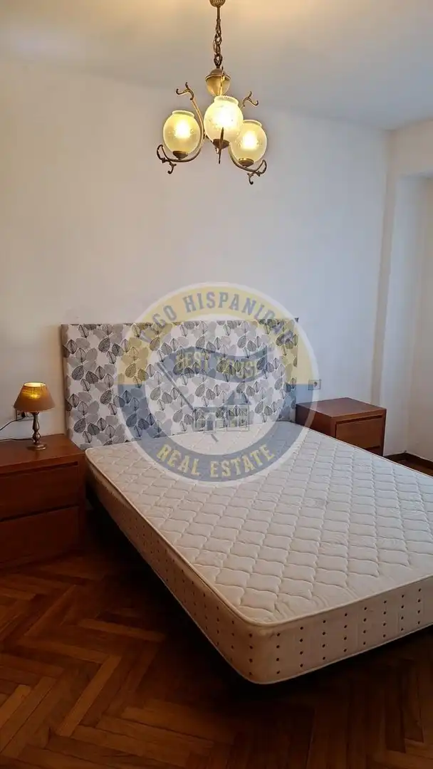 Habitación de Piso de alquiler en Vigo  con Calefacción, Parquet y Amueblado