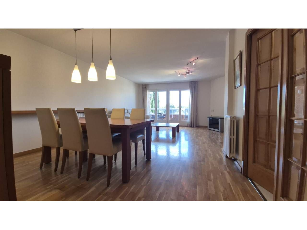 Dining room of Flat to rent in Vic  with Heating, Parquet flooring and Terrace