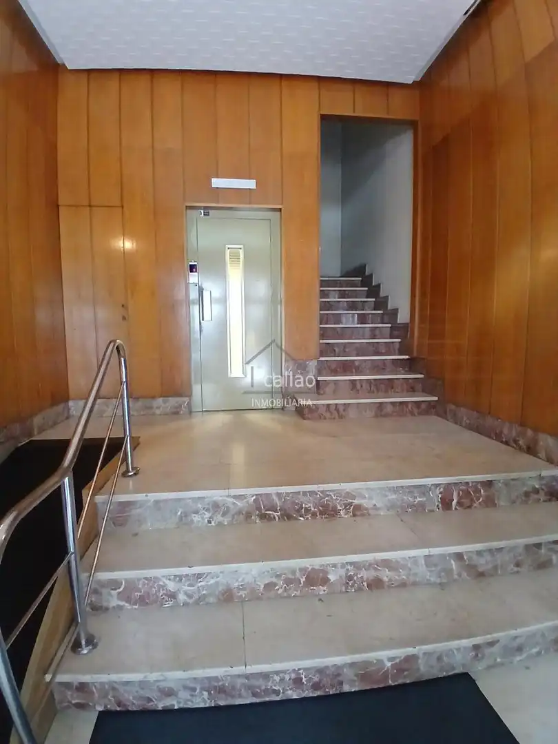 Piso de alquiler en Ferrol con Calefacción, Parquet y Trastero