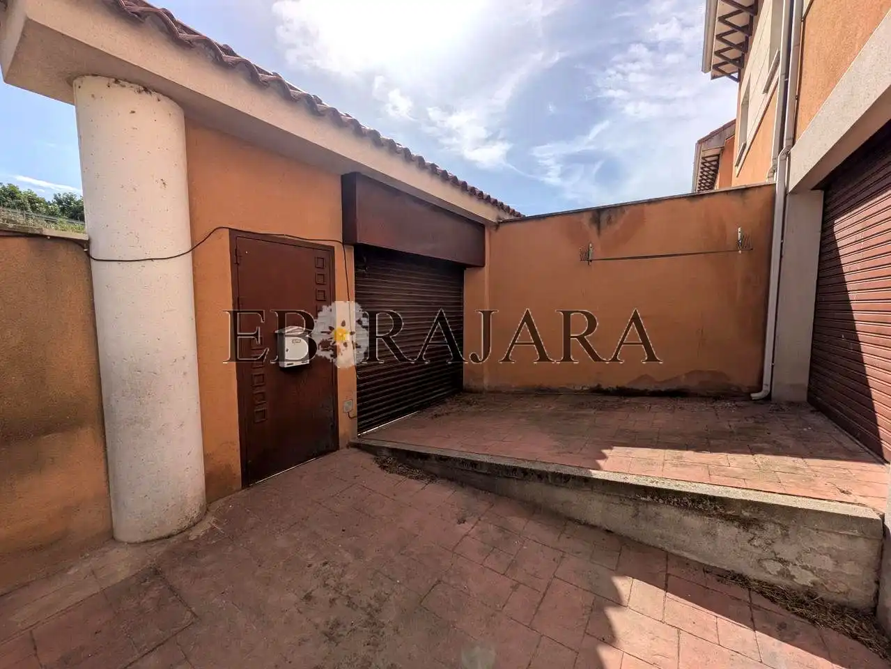 Aparcament de Casa adosada en venda en Talavera de la Reina amb Jardí privat, Parquet i Terrassa