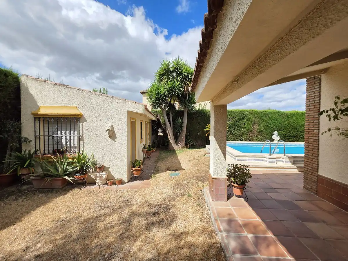 Chalet con piscina en venta en Palomares del Río, imagen 54