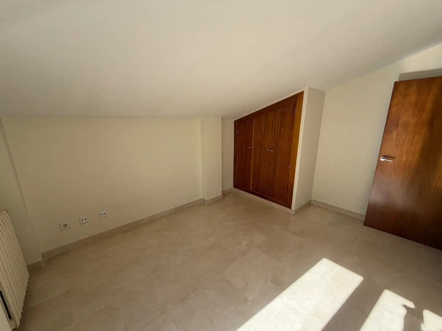 Dúplex amb ascensor en venda a Calle Reyes Católicos, imagen 11