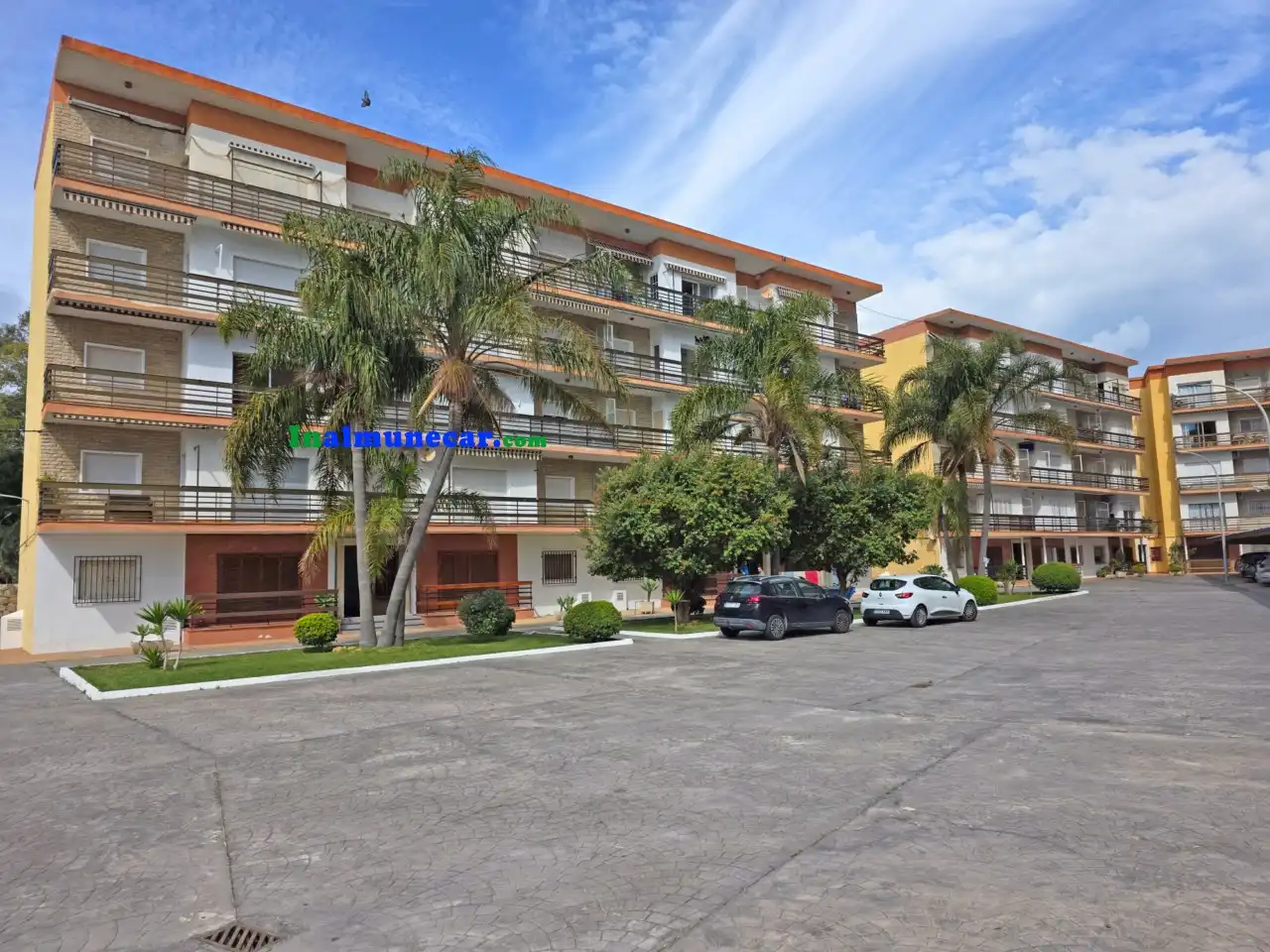 Exterior view of Flat for sale in Almuñécar  with Terrace and Furnished