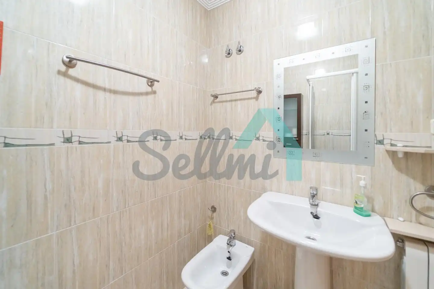 Baño de Piso en venta en Tineo con Calefacción, Parquet y Trastero
