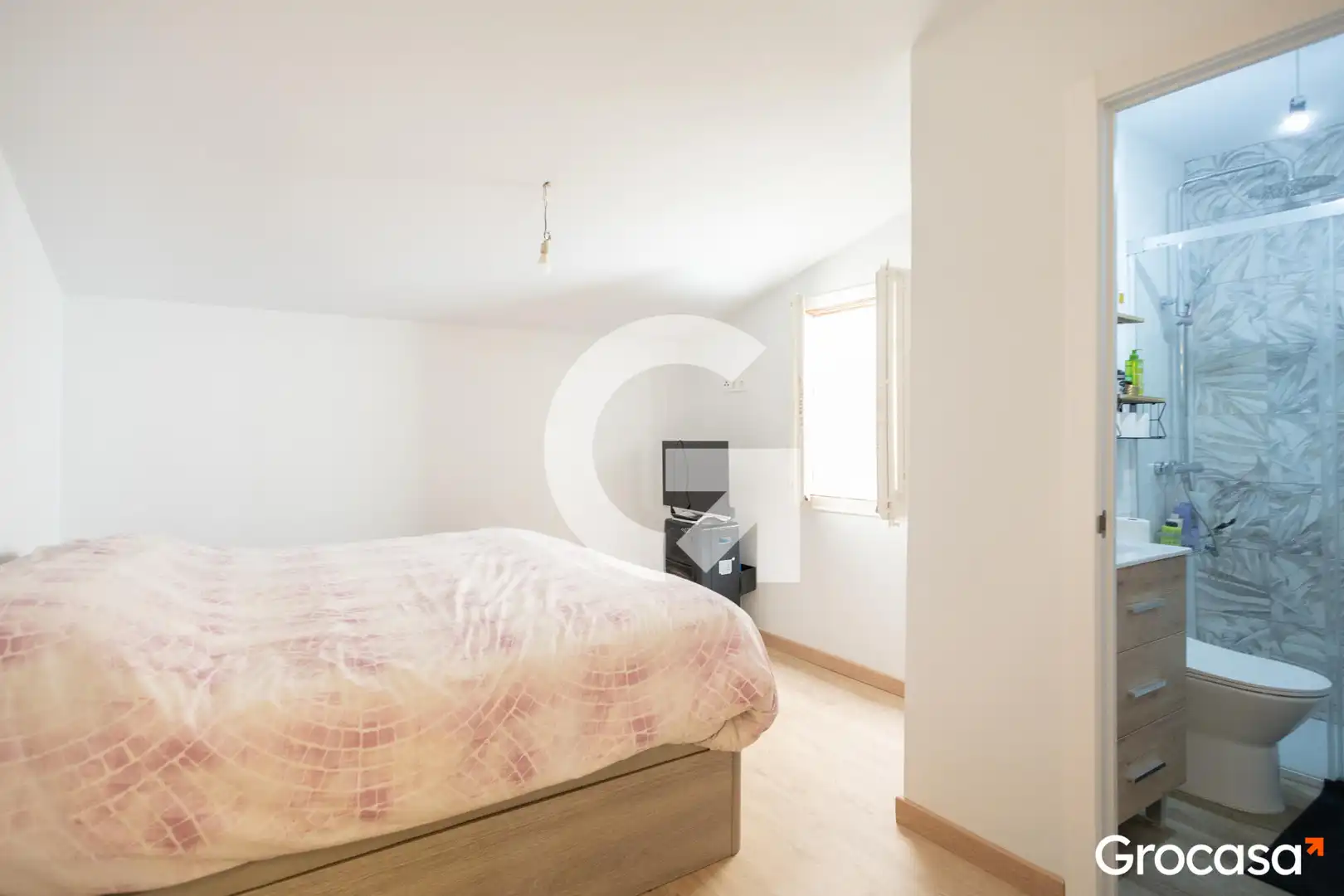 Bedroom of Detached homes for sale in Vallirana  with Air Conditioner, Terrace and Storage room