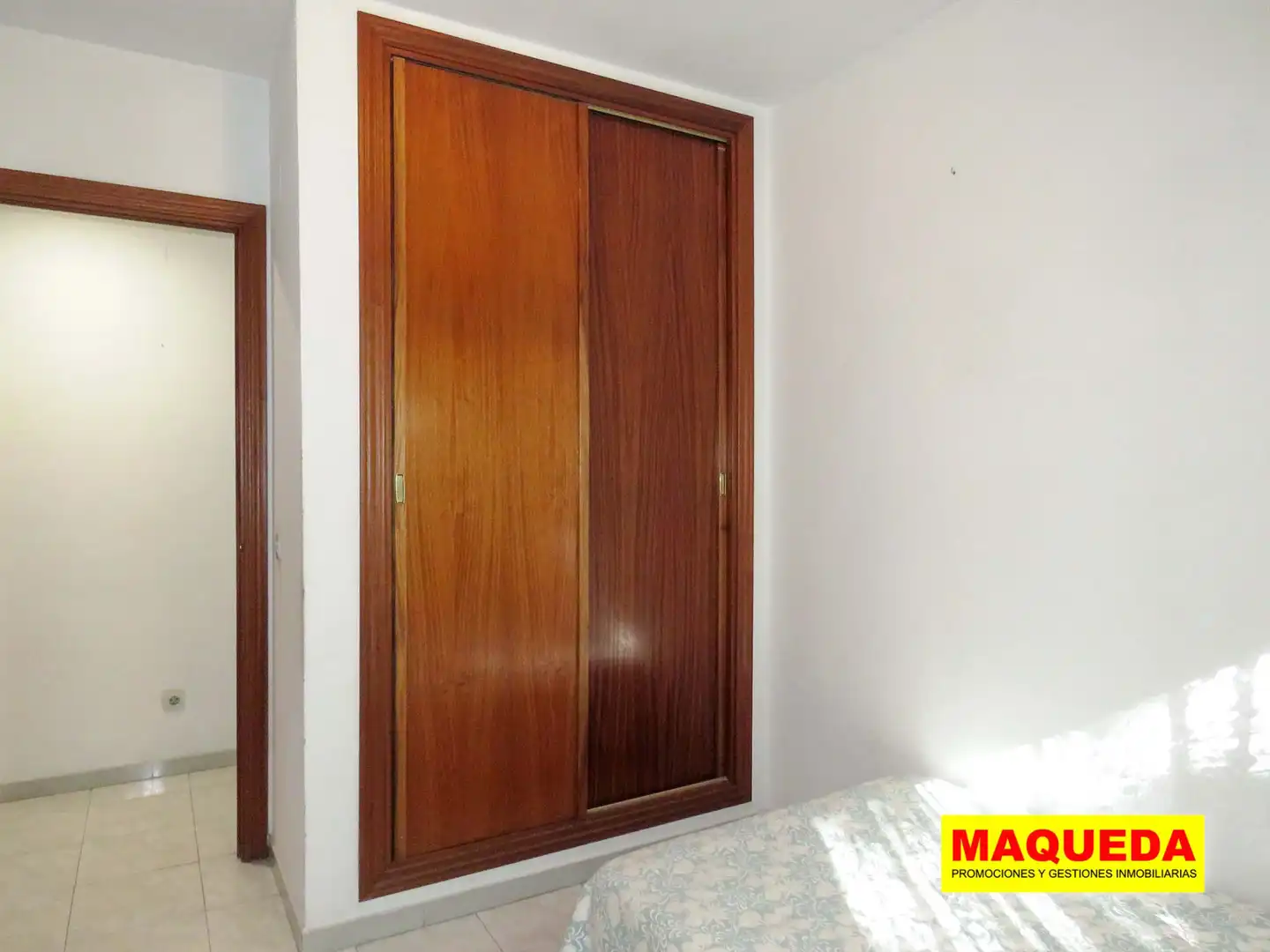 Bedroom of Flat for sale in Villaverde