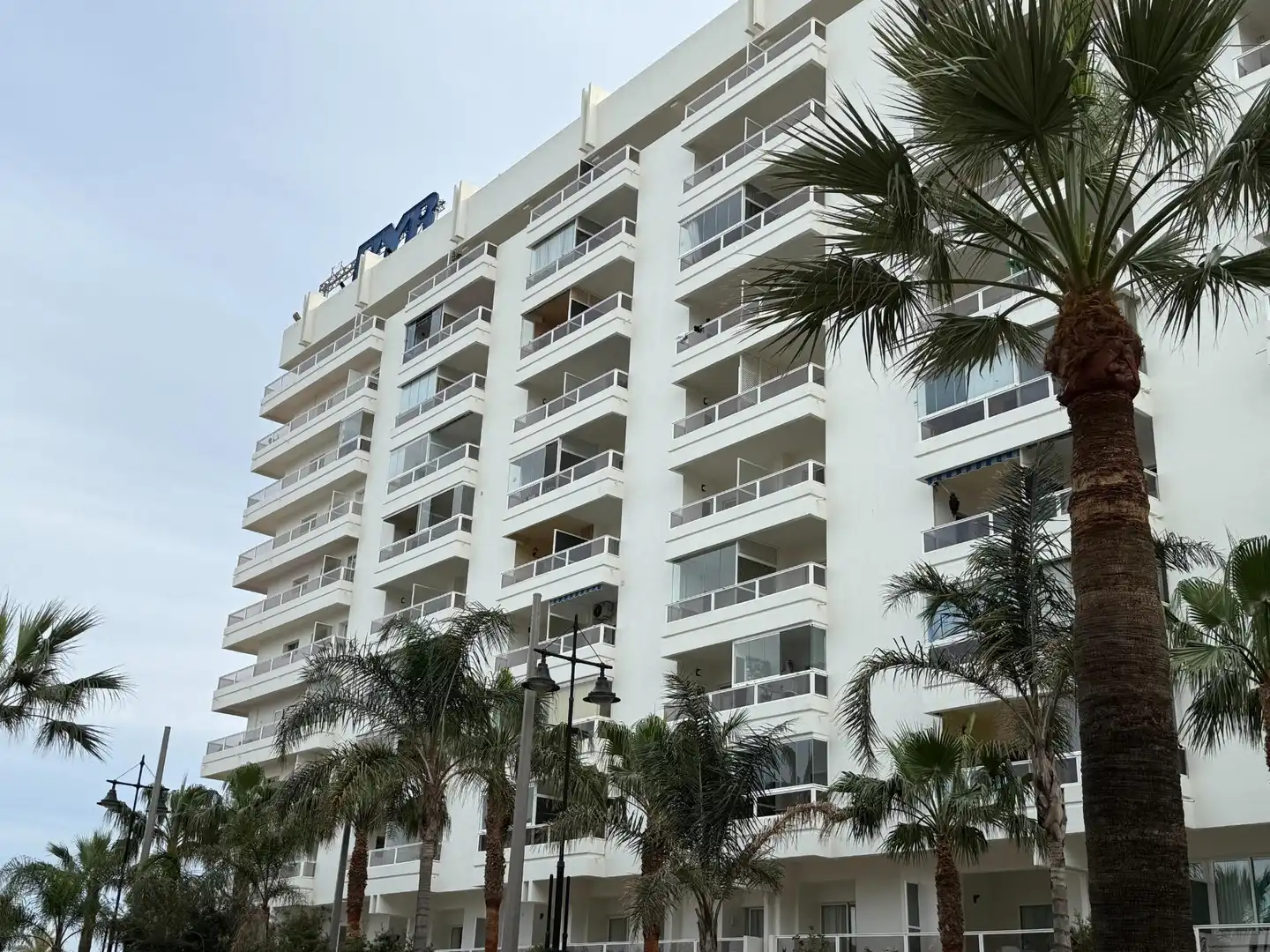 Vista exterior de Estudi en venda en Fuengirola amb Piscina comunitària