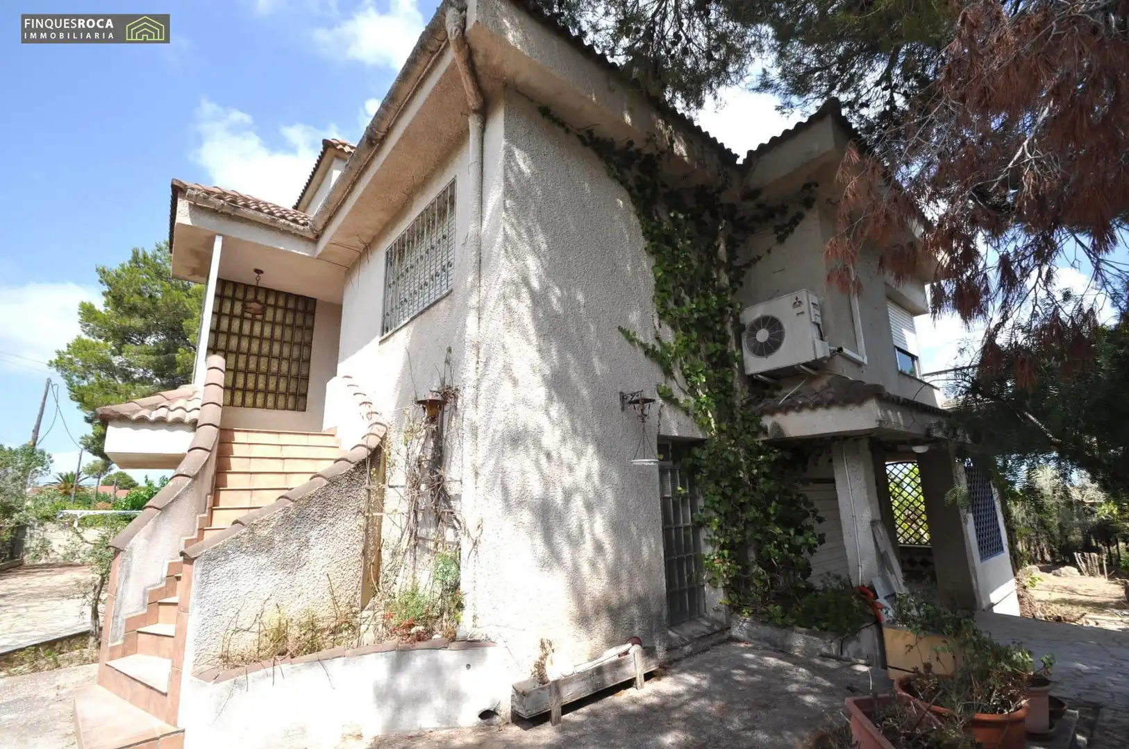 Vista exterior de Casa o xalet en venda en Alcanar amb Aire condicionat, Calefacció i Jardí privat