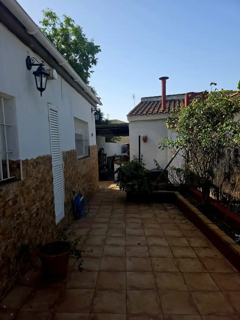 Chalet con piscina en venta en Las Lagunas - Campano, imagen 28