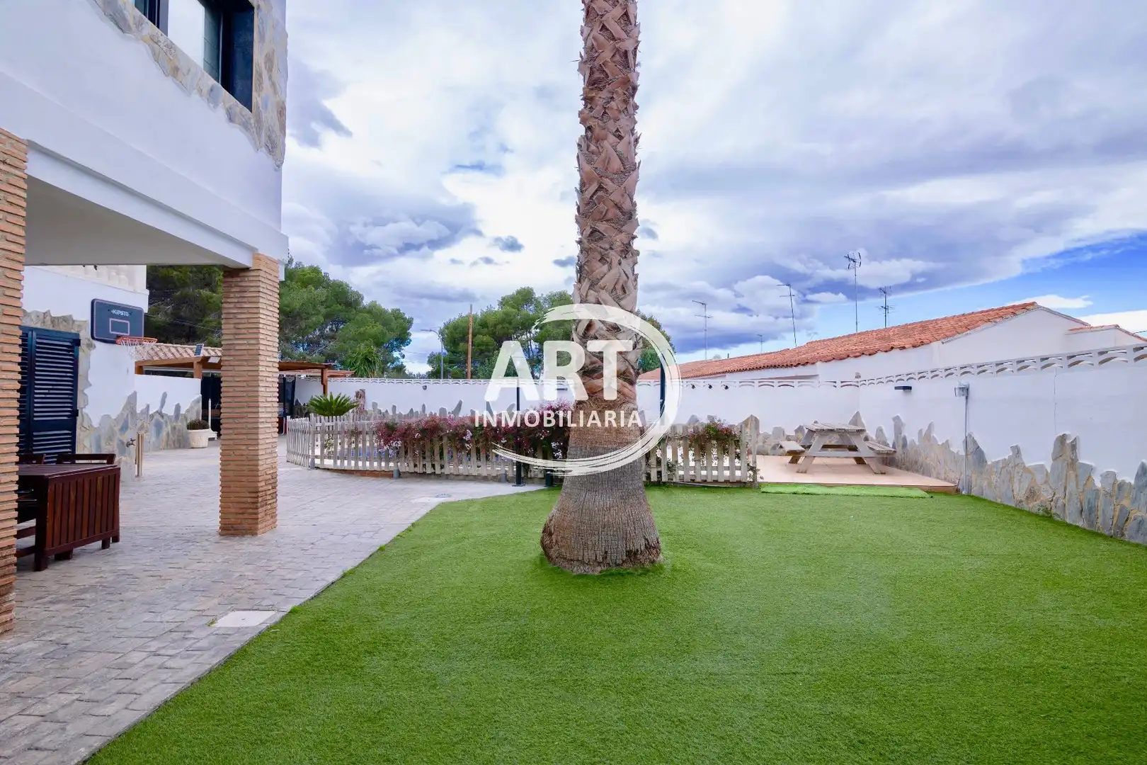 Garden of Houses for sale in L'Eliana  with Air Conditioner, Heating and Terrace