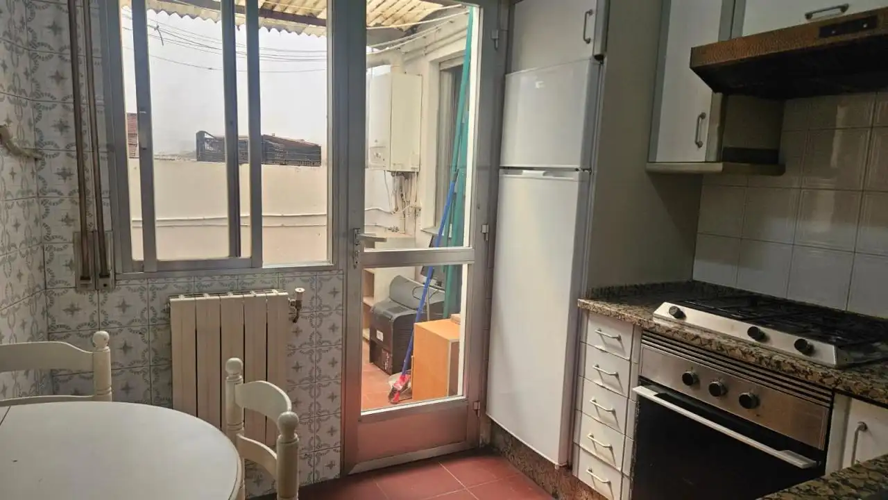 Cocina de Piso en venta en Redondela con Calefacción y Terraza