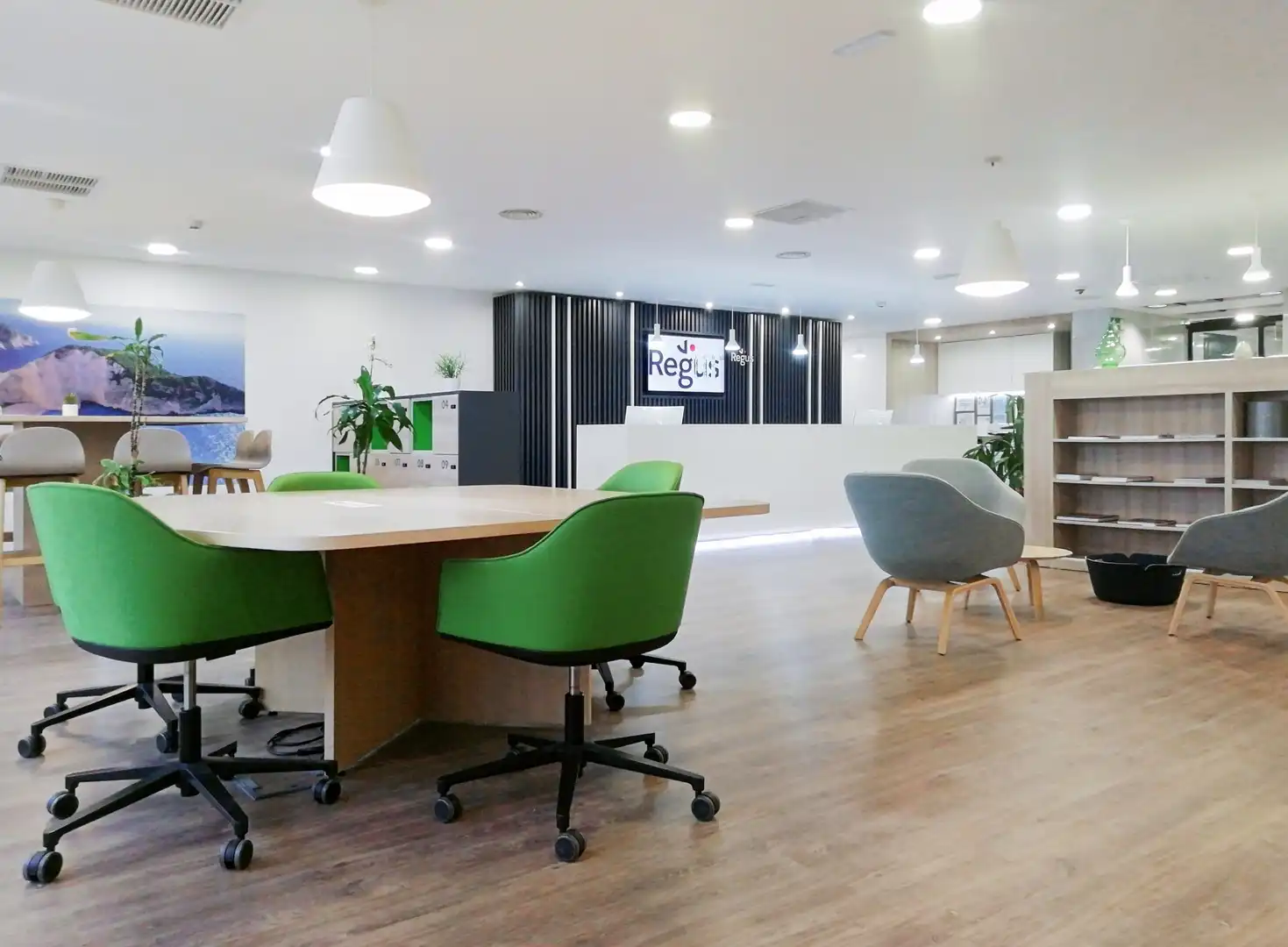 Büro zur Miete in Murcia mit Klimaanlage, Heizung und Möbliert