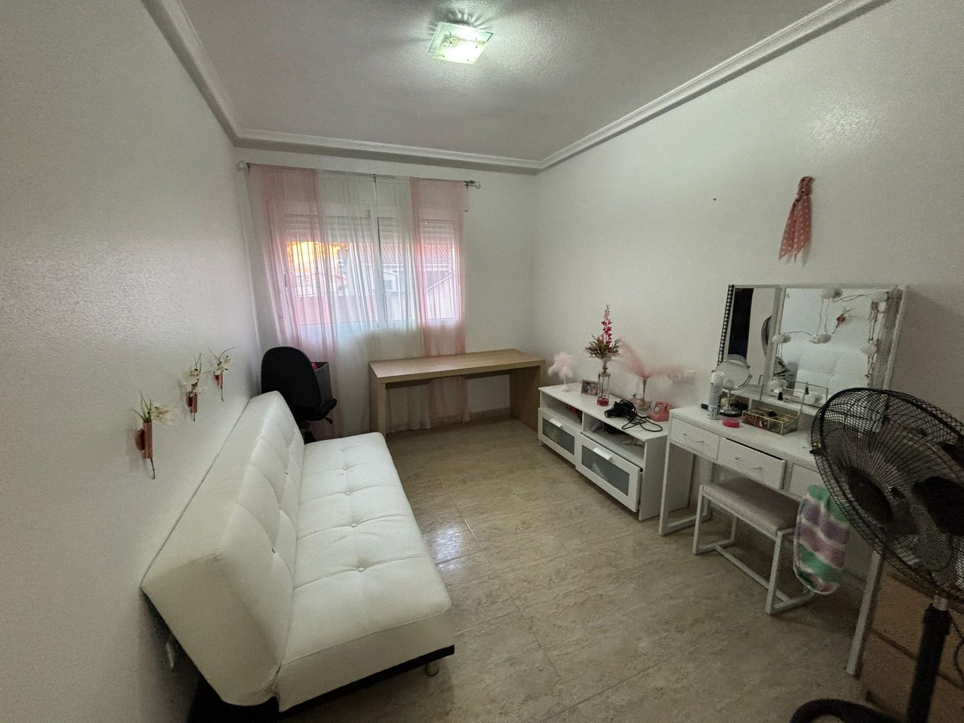 Habitación de Piso de alquiler en  Murcia Capital con Amueblado