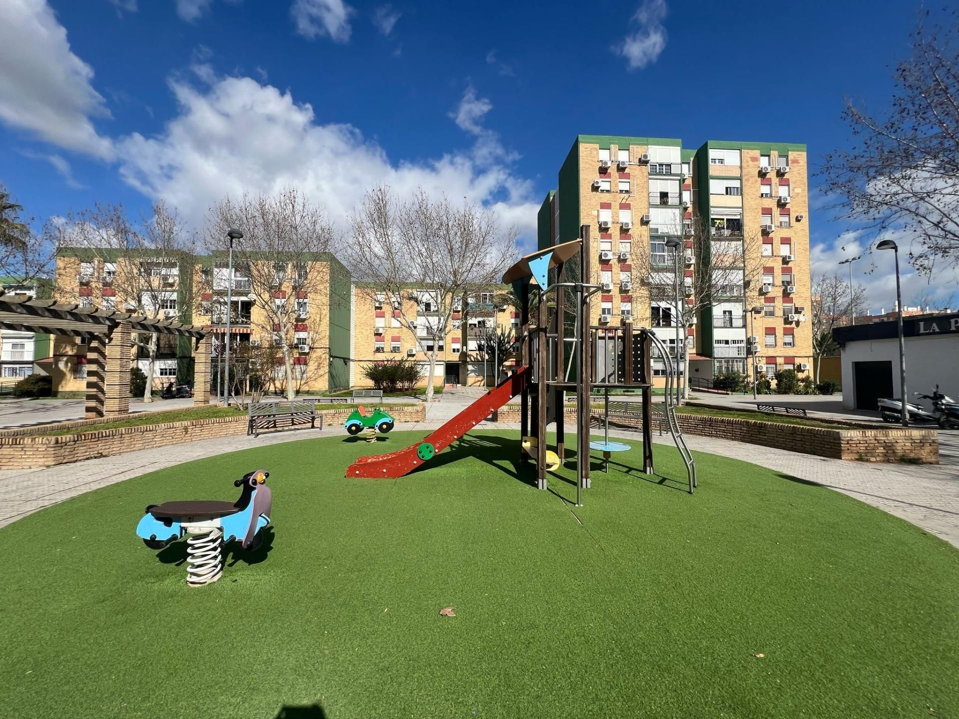 Exterior view of Apartment for sale in Montequinto  with Air Conditioner and Terrace