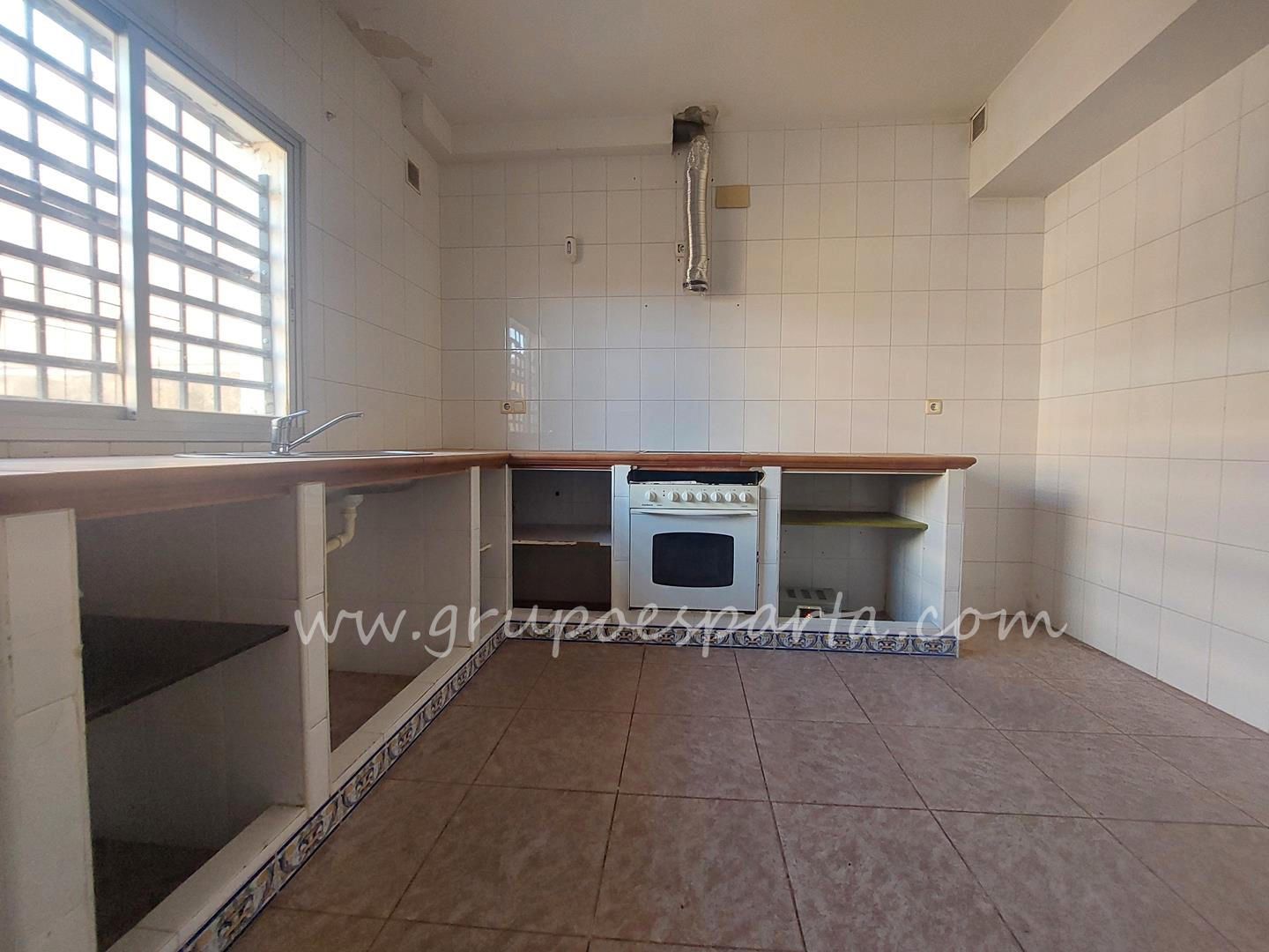 Cuina de Casa o xalet en venda en Gerena
