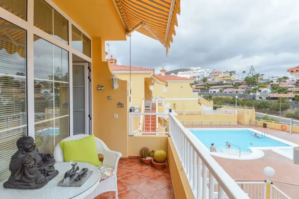 Terraza de Apartamento de alquiler en Mogán con Terraza y Piscina comunitaria