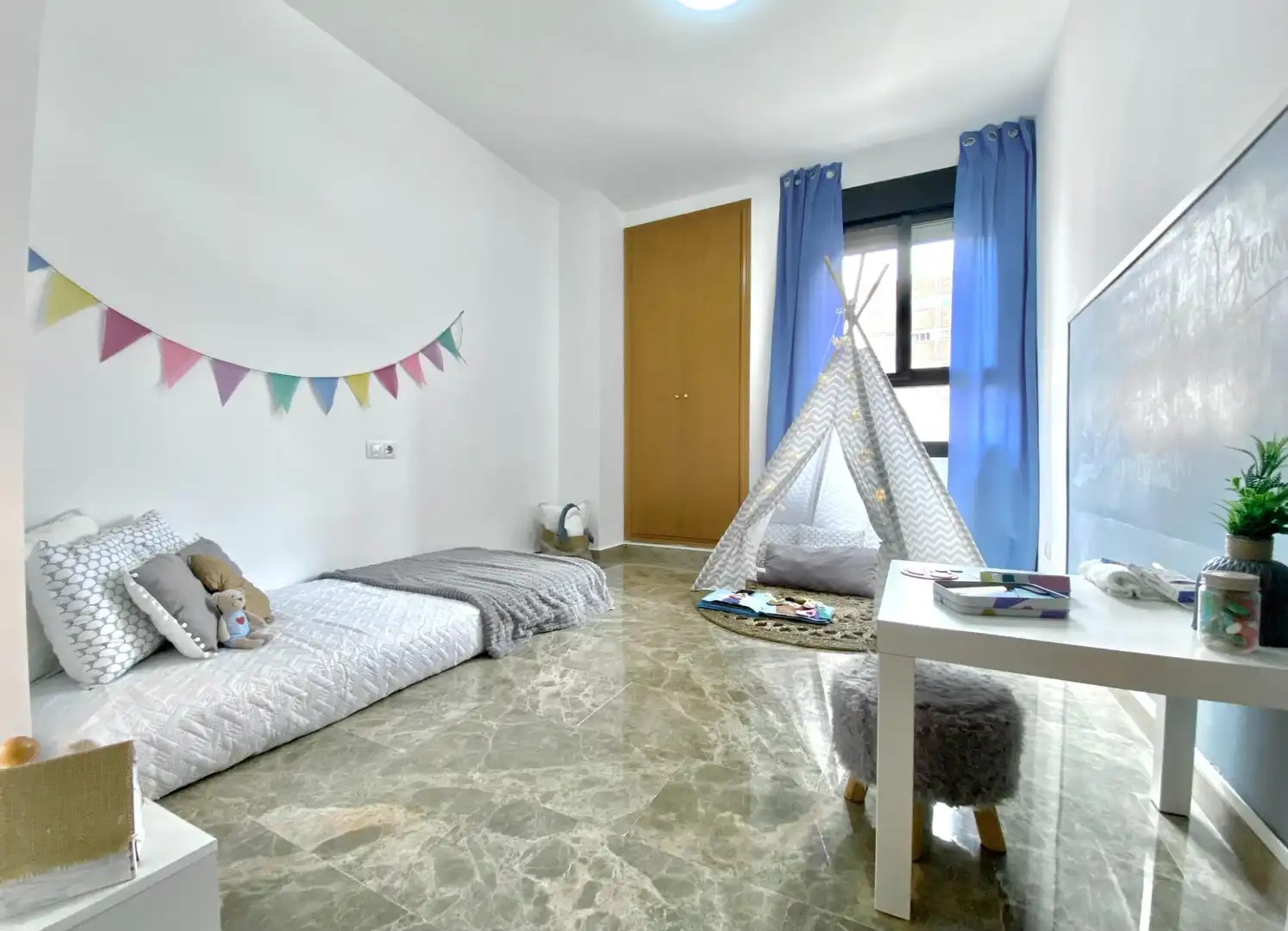Piso en venta en Calle DUQUE DE MANDAS, 36, Sant Llorenç - Zona Alfahuir , Rascanya, Valencia Capital
