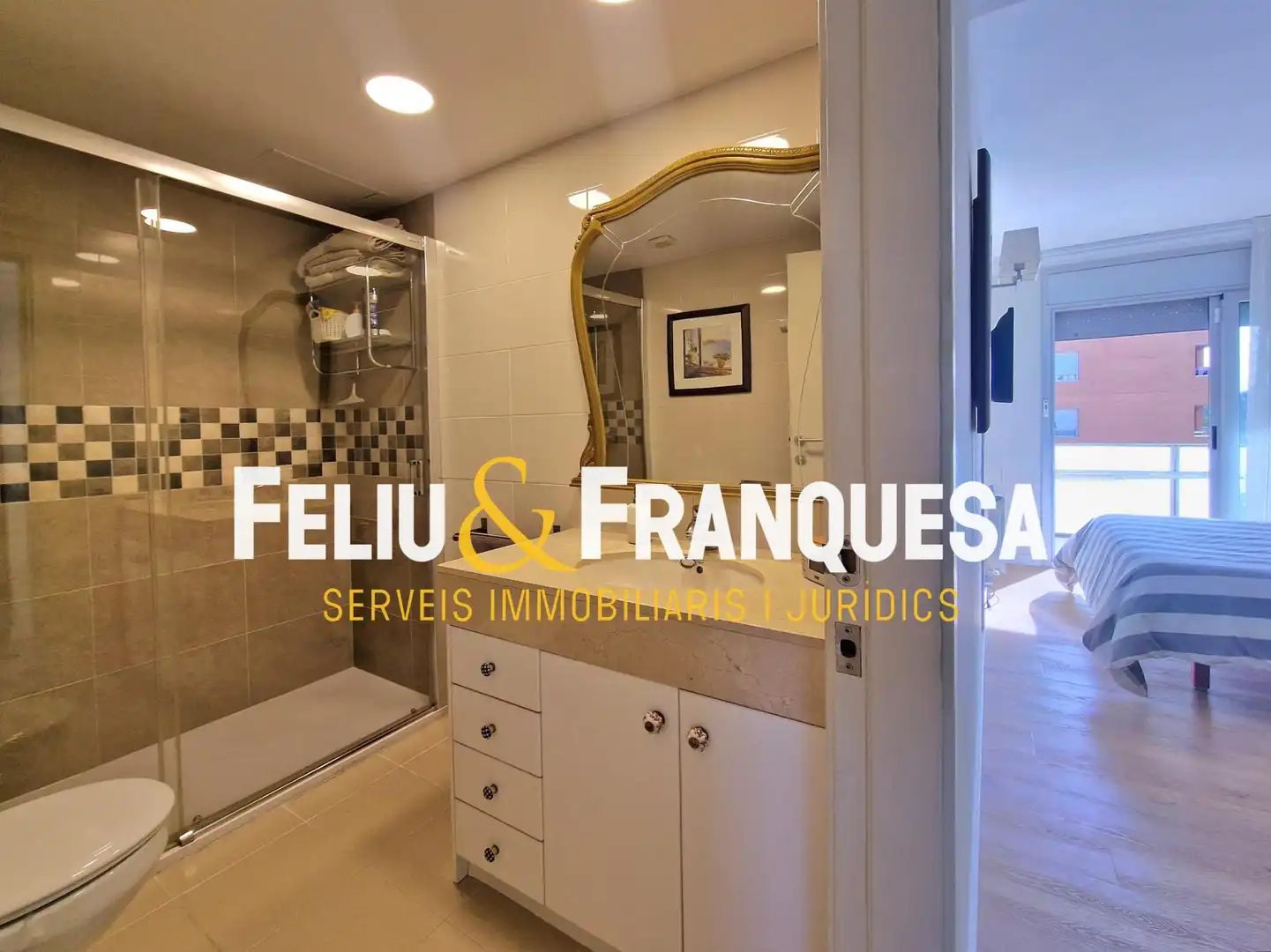 Flat for sale in Sant Cugat del Vallès  with Heating, Terrace and Storage room