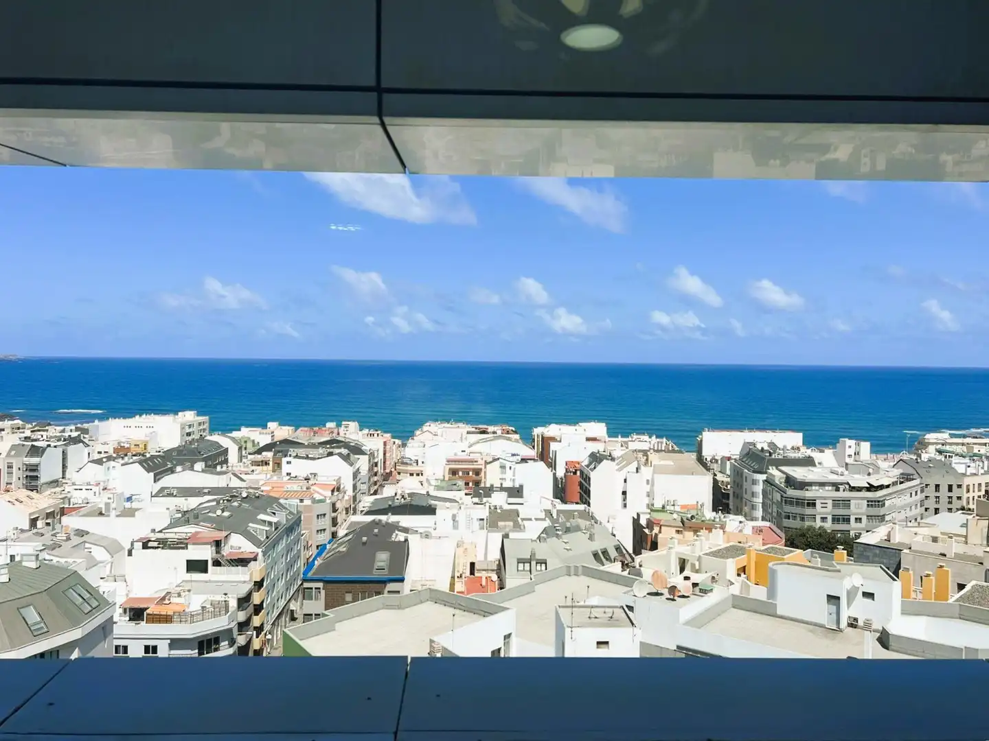 Vista exterior de Dúplex en venda en Las Palmas de Gran Canaria amb Traster i Moblat