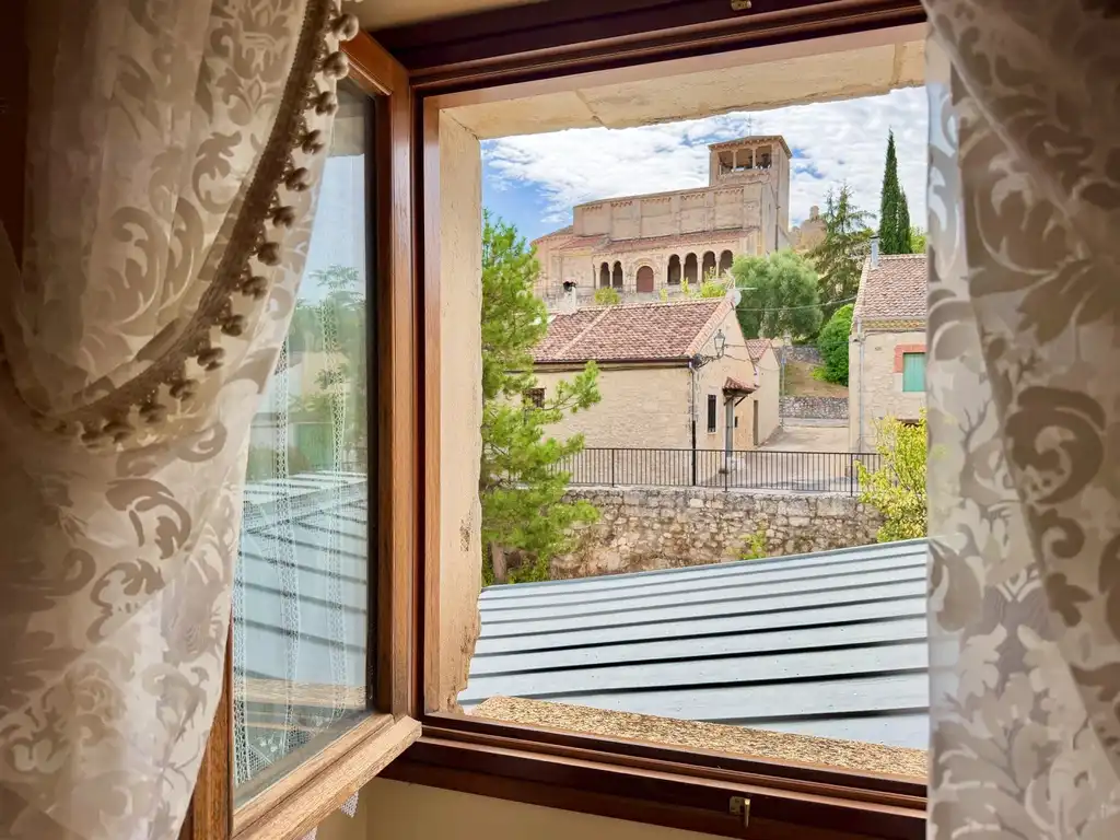 Exterior view of Buildings for sale in Fuentidueña, Segovia