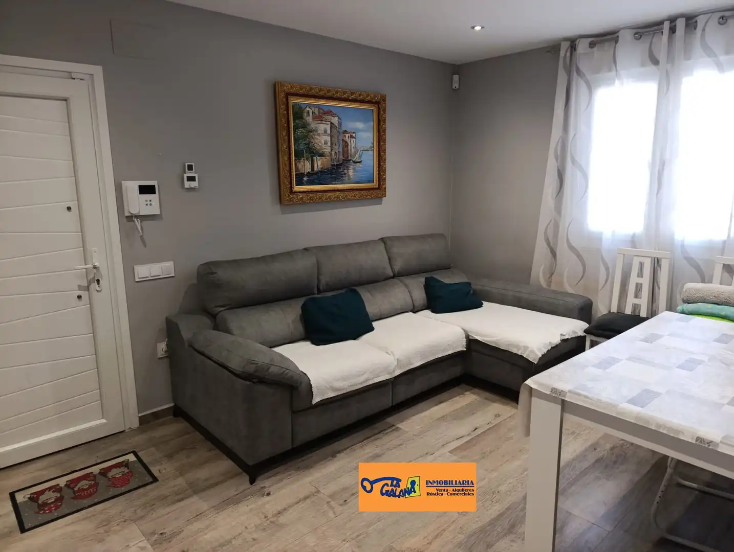 Sala d'estar de Casa o xalet en venda en Valdepeñas amb Calefacció i Traster