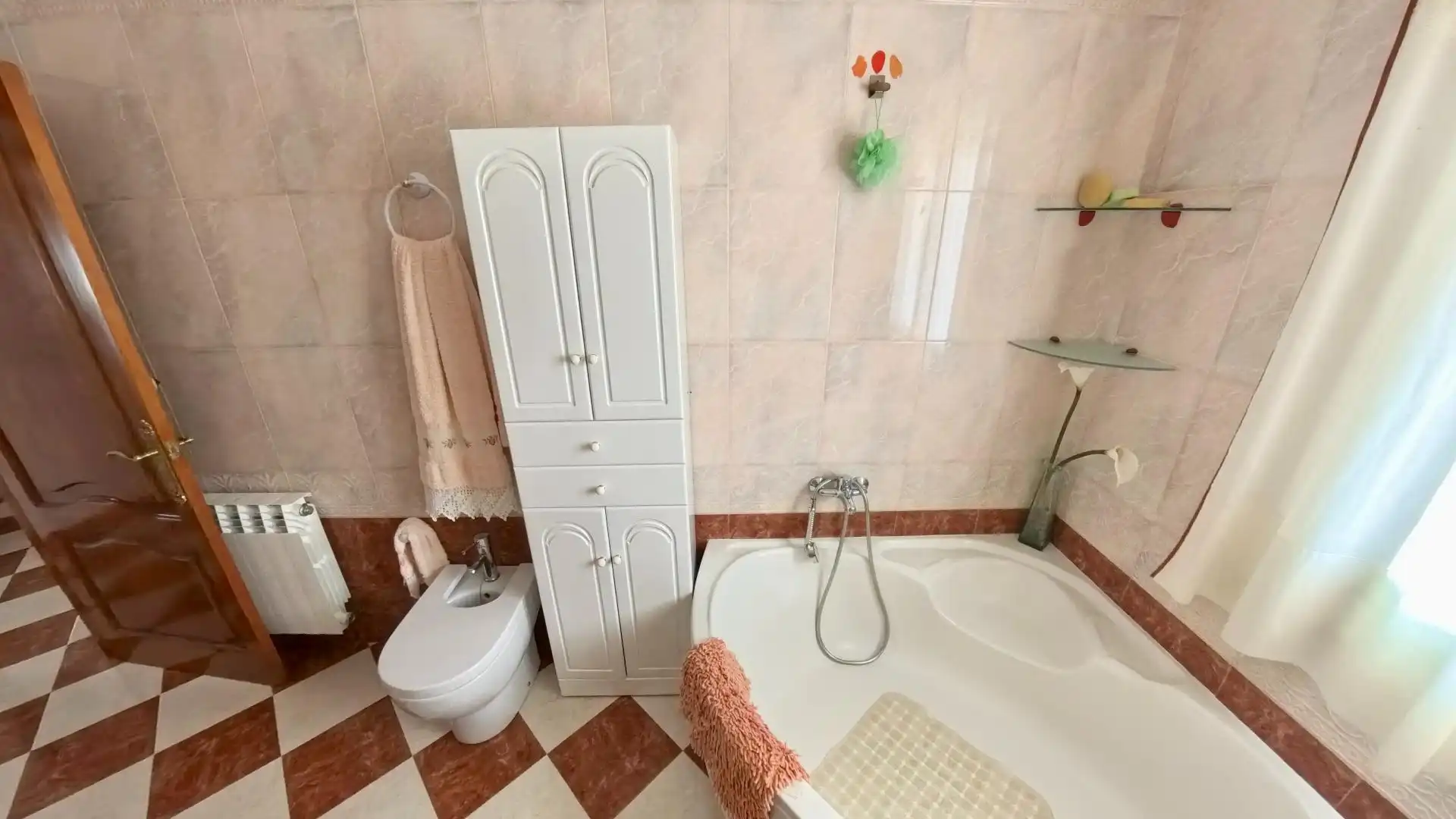 Casa adosada en venta en Calle GRANADA CAMP, Cortes de Baza