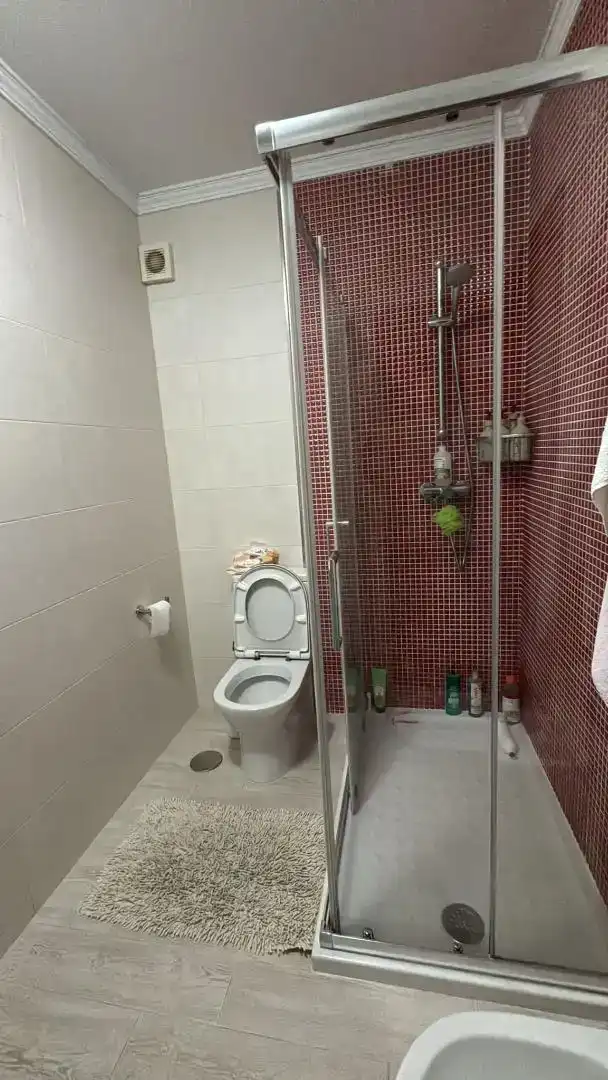 Bany de Pis de lloguer en Porto do Son amb Parquet, Moblat i Balcó
