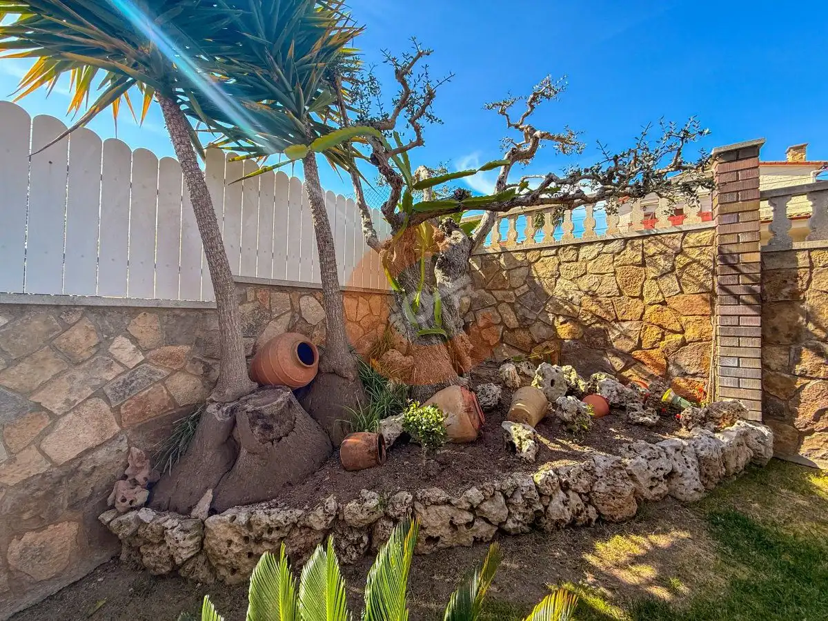 Jardí de Casa o xalet en venda en El Vendrell amb Calefacció, Jardí privat i Piscina