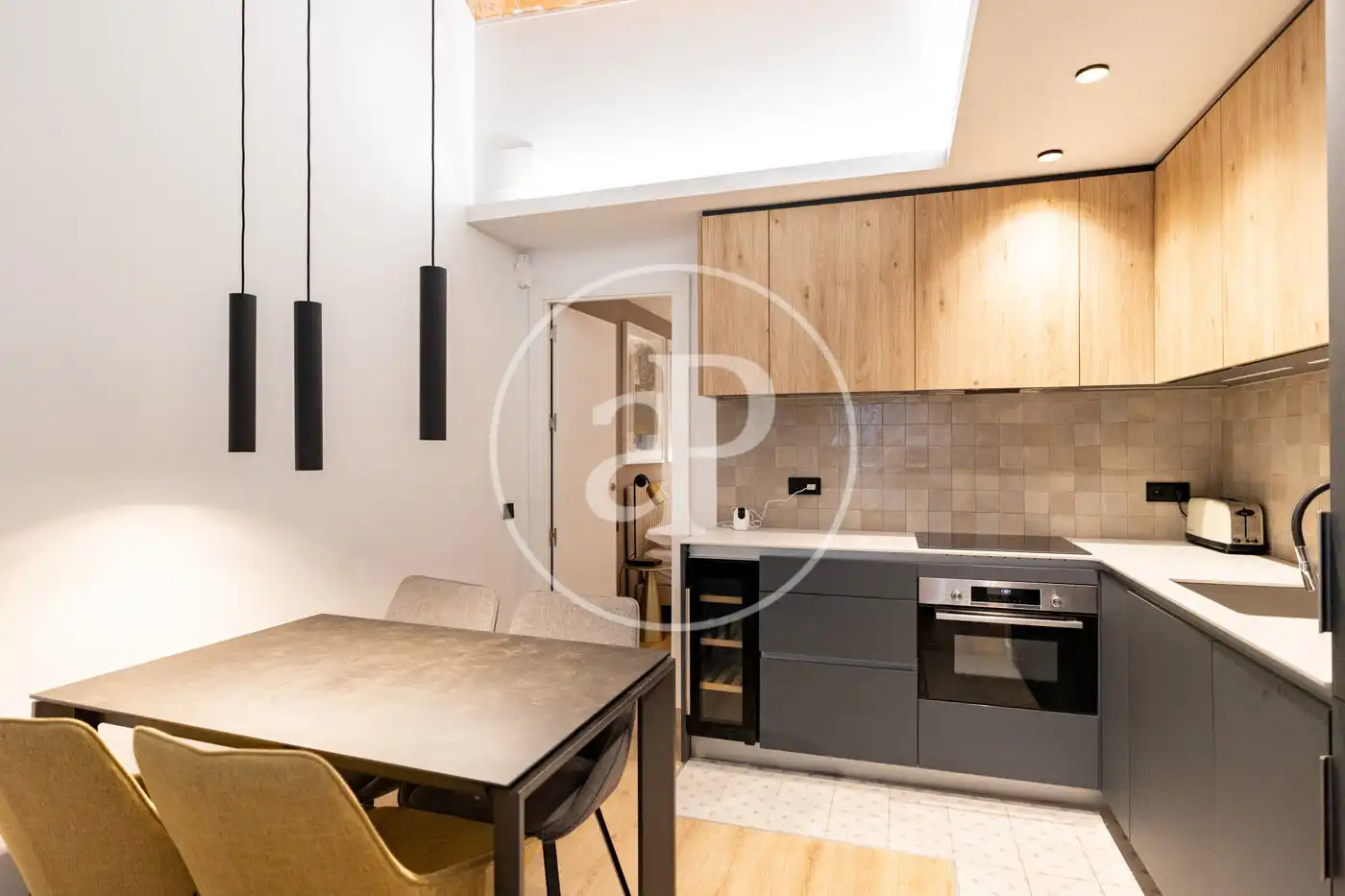 Kitchen of Flat for sale in Ciutat Vella