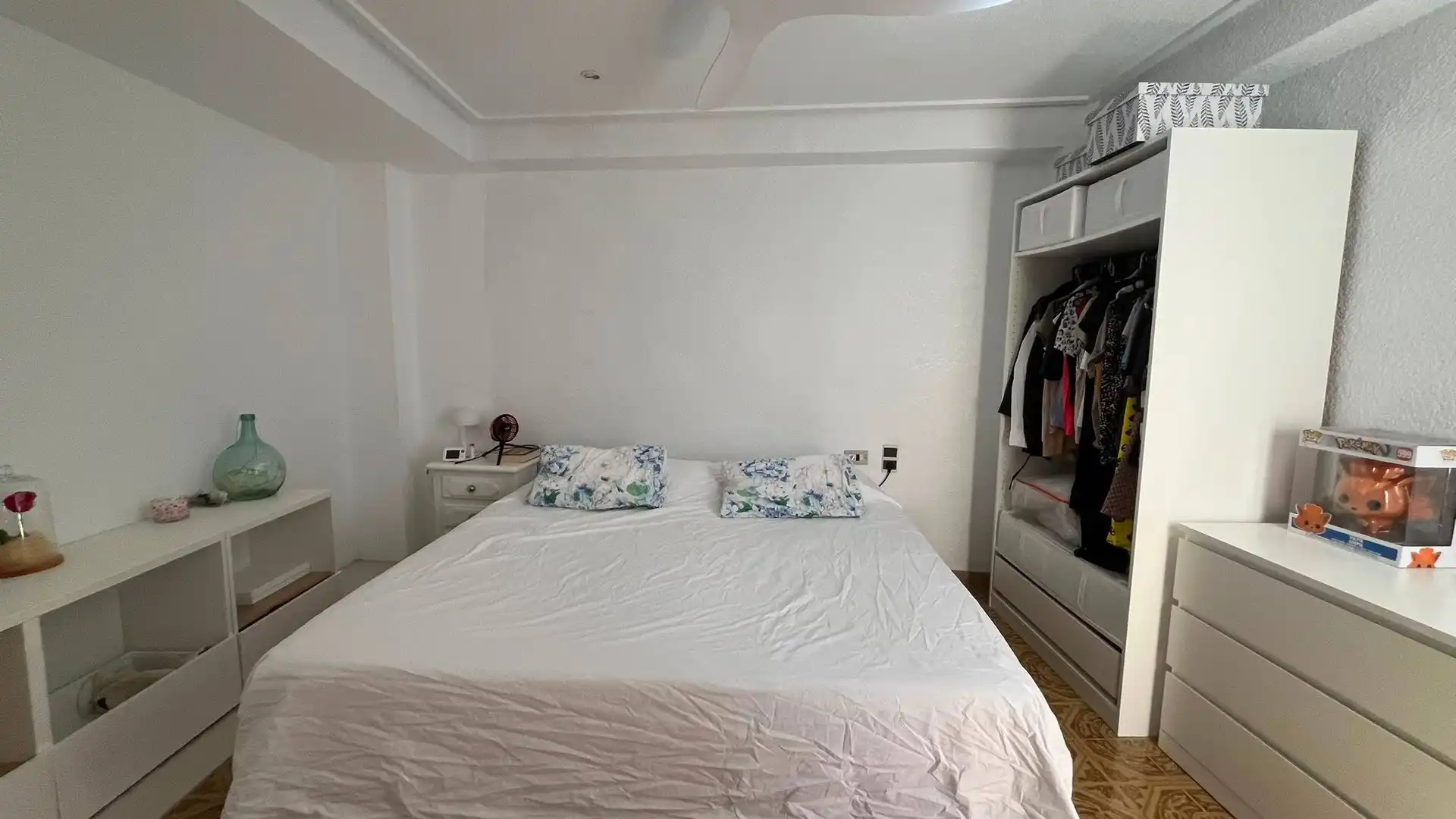 Habitación de Ático en venta en Elche / Elx con Aire acondicionado, Trastero y Balcón