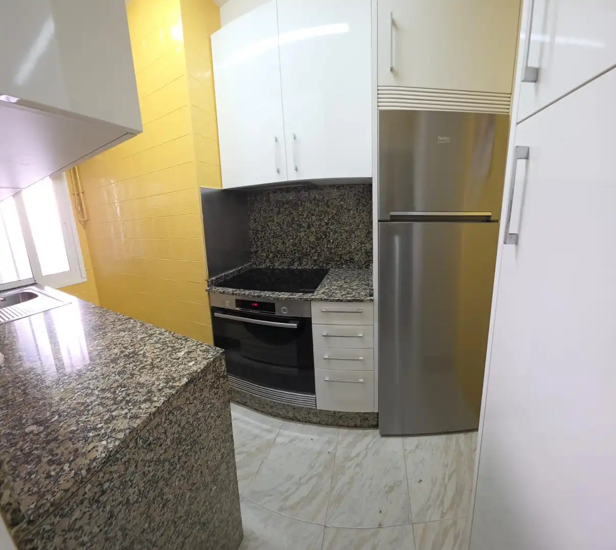 Kitchen of Flat for rent in Vigo   with Heating and Balcony