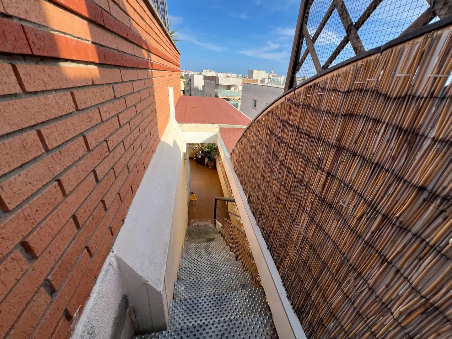Vista exterior de Ático en venta en Salou con Aire acondicionado, Calefacción y Jardín privado