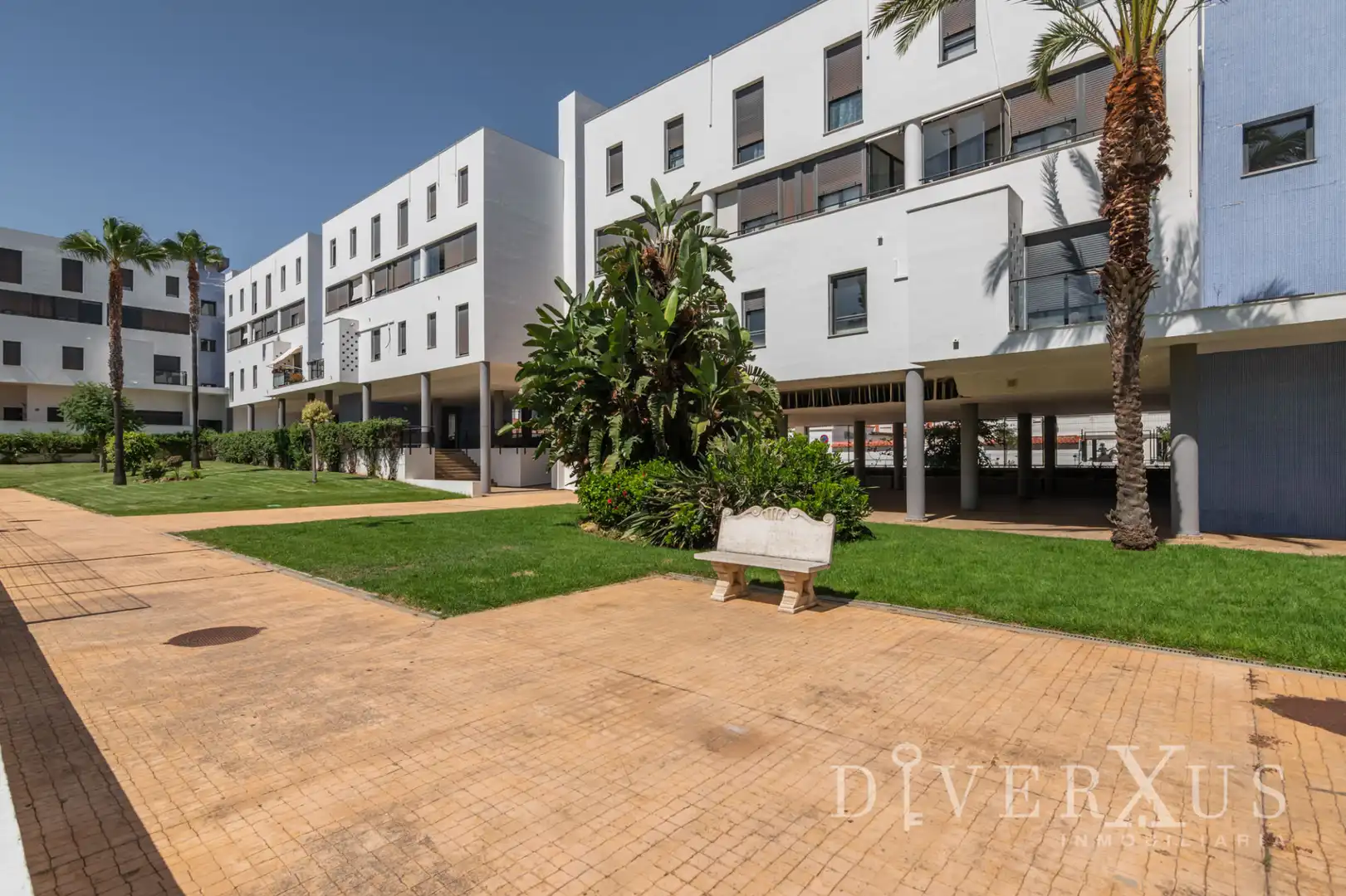 Vista exterior de Pis en venda en Ayamonte amb Terrassa, Moblat i Forn