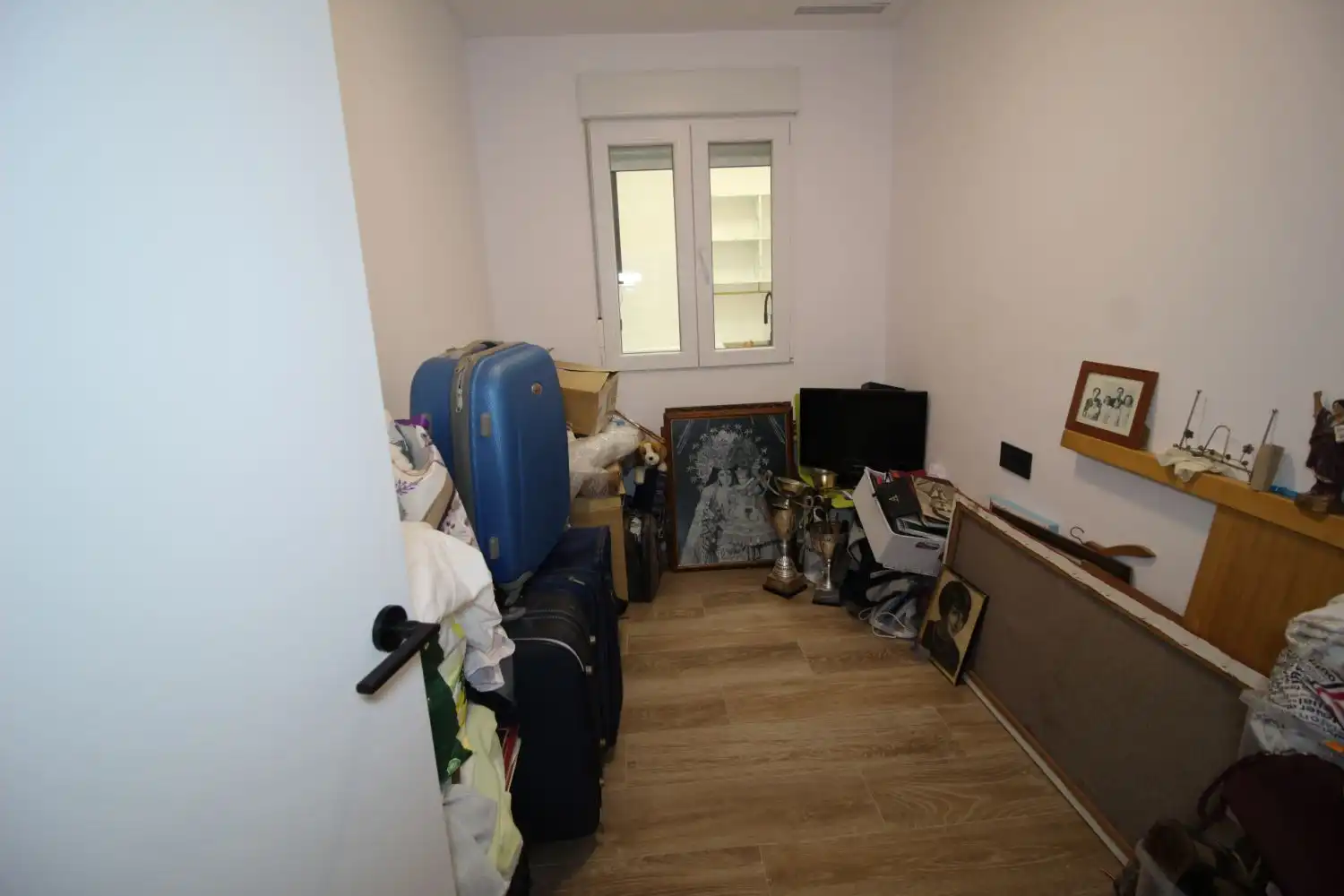 Flat for sale in Faura  with Air Conditioner, Terrace and Storage room