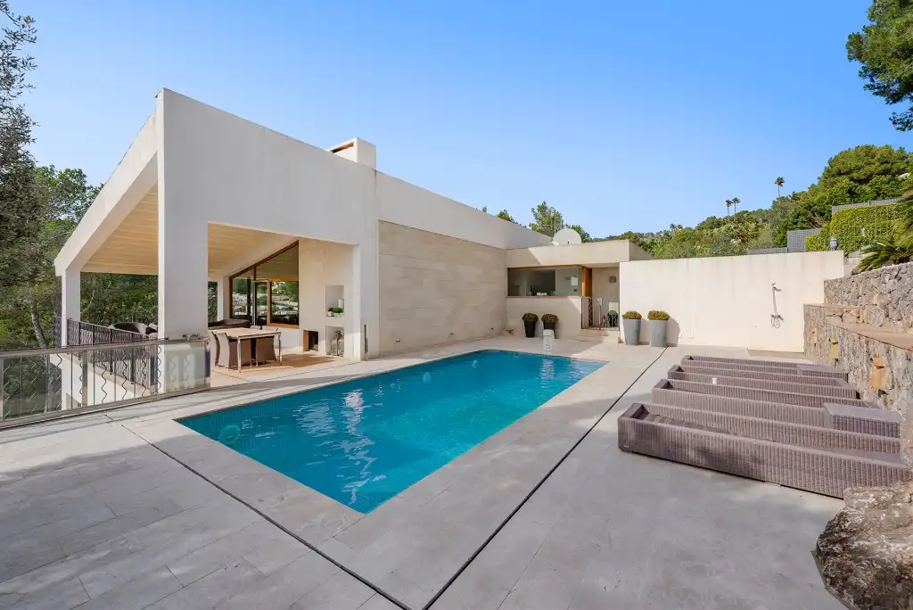 Schwimmbecken von Haus oder Chalet zur Miete in  Palma de Mallorca mit Klimaanlage, Privatgarten und Terrasse