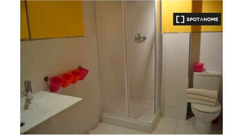 Photo 4 of Room in Almagro, Madrid Capital