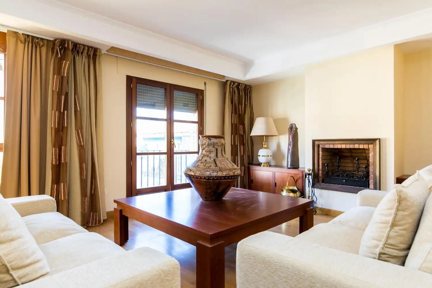 Sala de estar de Ático en venta en Borja con Calefacción, Parquet y Terraza