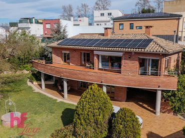 Detached house with garden for sale in Font Verda