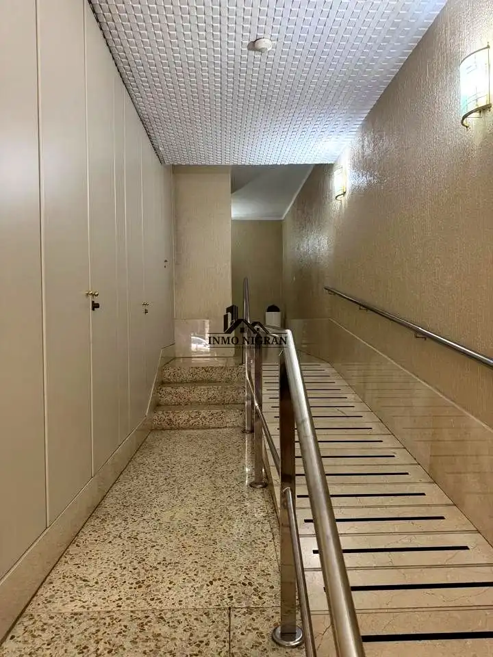 Wohnung zum Verkauf in Vigo  mit Heizung, Parkett und Abstellraum