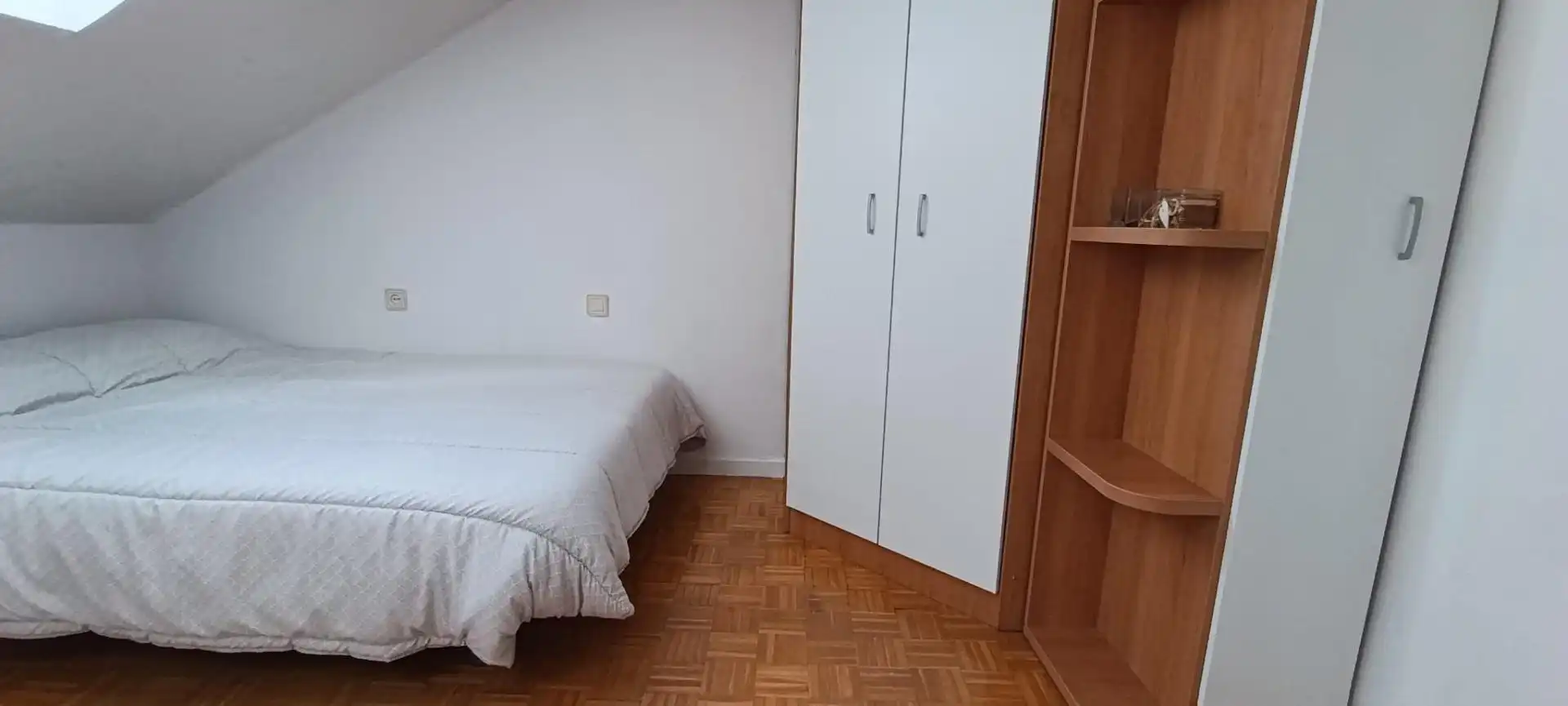 Habitación de Ático en venta en Mansilla de las Mulas