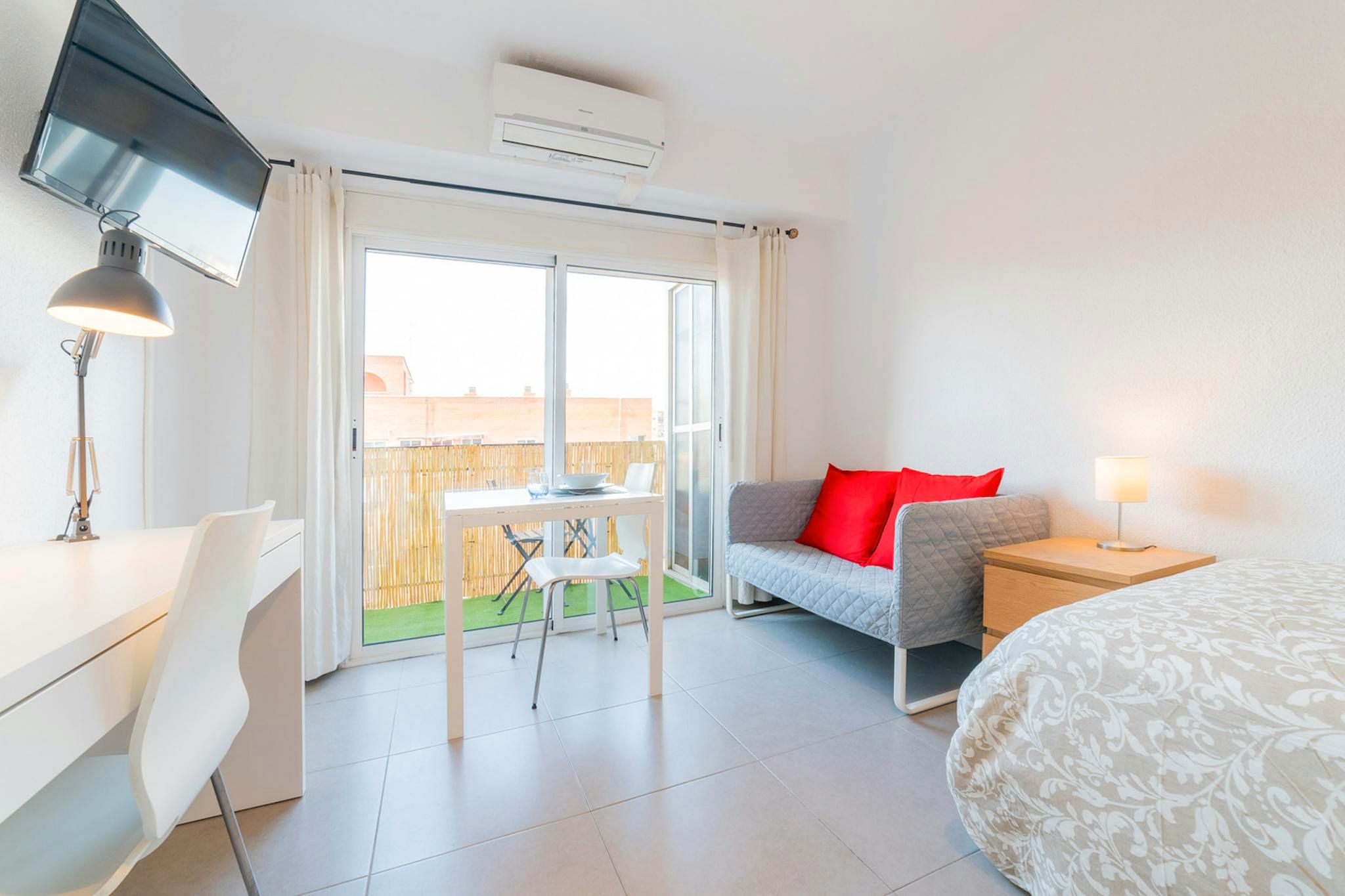 Flat to share in N/A, La Llum