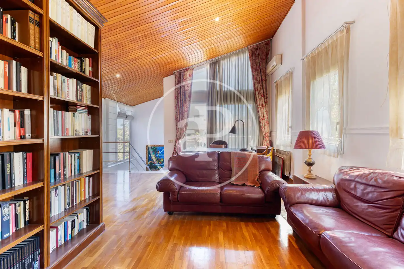 Living room of Detached homes for sale in Sant Cugat del Vallès  with Air Conditioner, Heating and Private garden