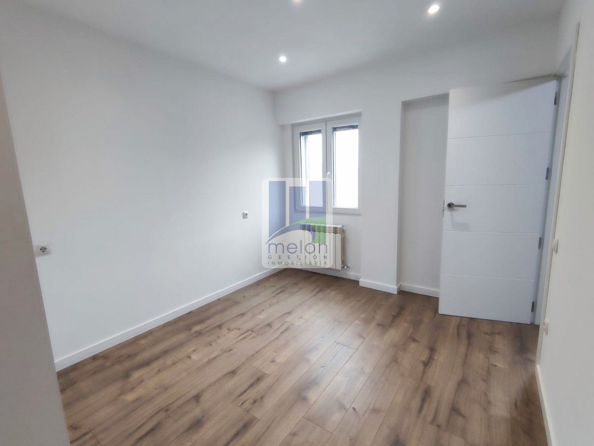 Bedroom of Flat for sale in Burgos Capital