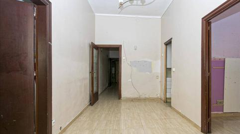 Foto 5 de Planta baja en venta en La Gavarra, Cornellà de Llobregat