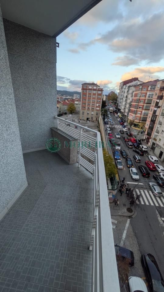 Terrassa de Pis en venda en Ourense Capital  amb Calefacció, Terrassa i Moblat