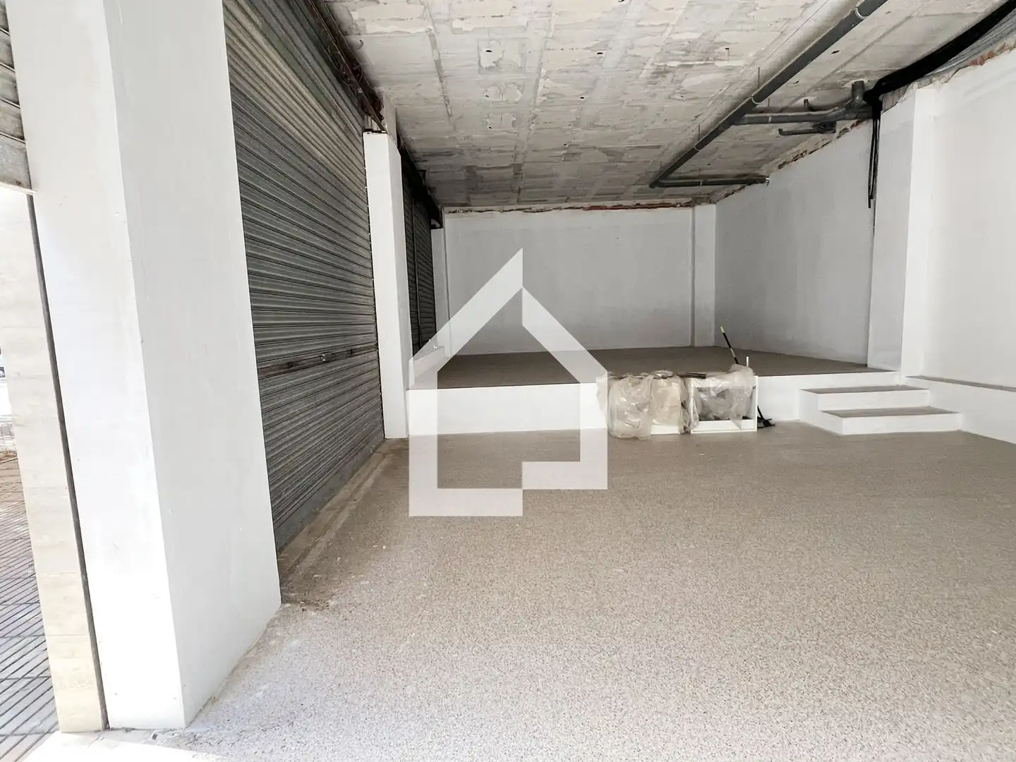 Locale commerciale in affitto a Carrer San Isidro, imagen 3