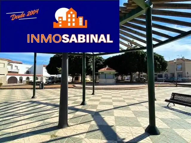 Vista exterior de Casa o chalet en venta en Roquetas de Mar con Terraza y Balcón
