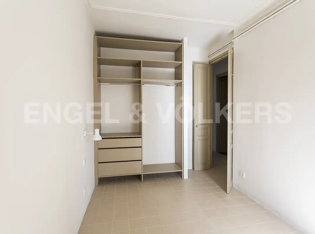Bedroom of Flat for sale in Barcelona  with Air Conditioner, Heating and Balcony